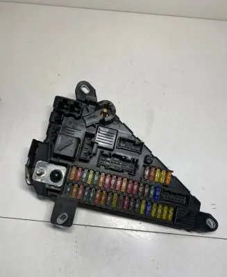 BMW 5 E60 E61 Fuse module 6906618 518956024