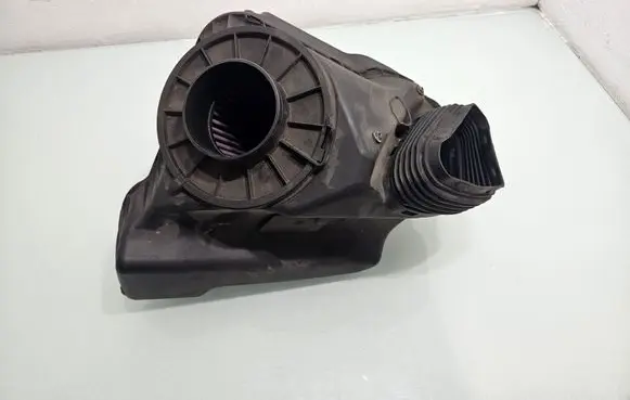 Air filter box