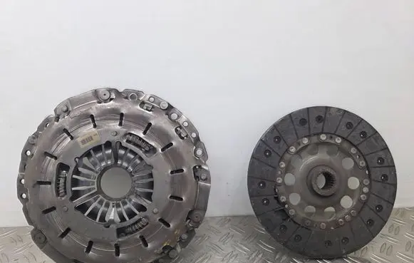 BMW 1 E81 E87 Pressure plate 7550807