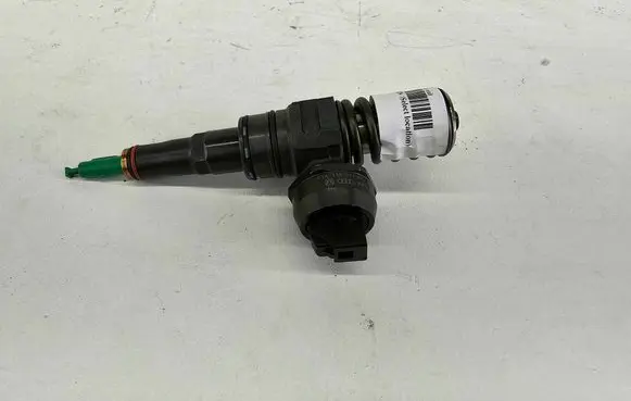 Volkswagen Golf Plus Fuel injector 038130073BN