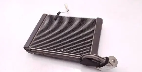 Toyota Yaris Air conditioning (A/C) radiator (interior) MF4475003070