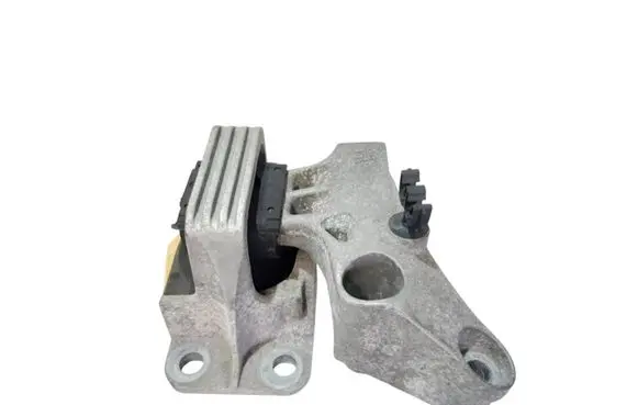 Engine mount bracket