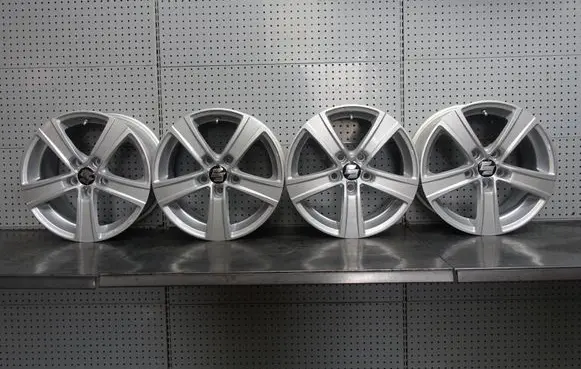 Suzuki SX4 S-Cross R16 alloy rim 