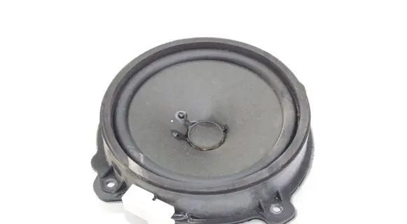 Opel Antara Rear door speaker