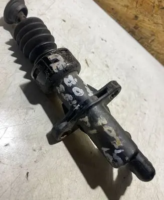 Peugeot 307 Clutch slave cylinder 
