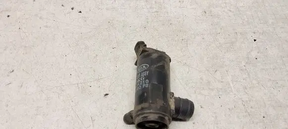 Hyundai Sonata Windscreen/windshield washer pump 985103K010