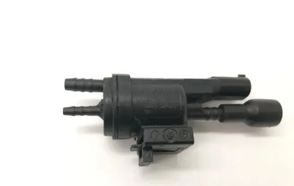 Mercedes-Benz E C207 W207 Engine mount vacuum valve 0025407097