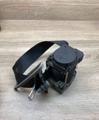 Mercedes-Benz S W220 Front seatbelt 2208601485