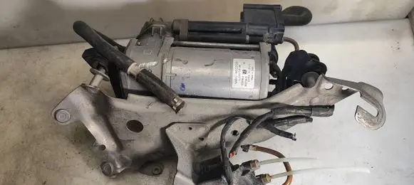 Mercedes-Benz C W205 Air suspension compressor/pump 4430200191 SCM765 5376432182C
