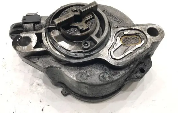 Volvo S40 Vacuum pump