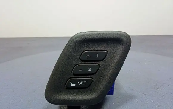 Honda CR-V Seat heating switch 83550-T1G-E710