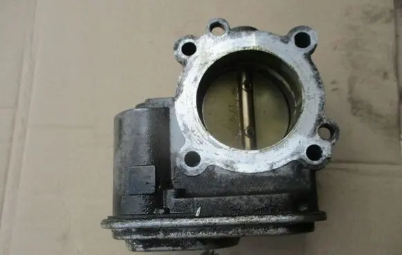 Dodge Journey Throttle valve 5429090