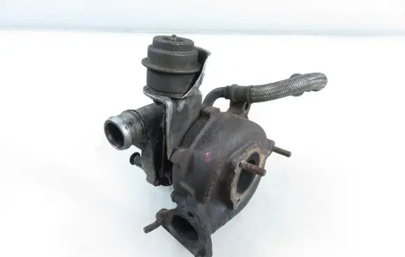 Volkswagen Sharan Turbo 028145702E
