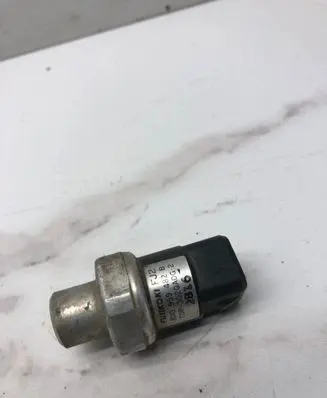 Audi A6 Allroad C5 Air conditioning (A/C) pressure sensor 8D0959482B TDP302QADG2