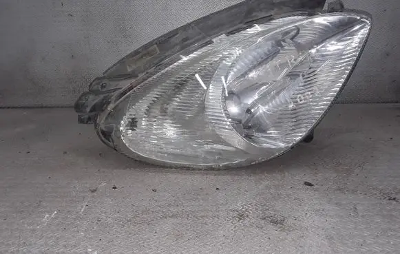 Citroen Xsara Picasso Headlight/headlamp 085521116L