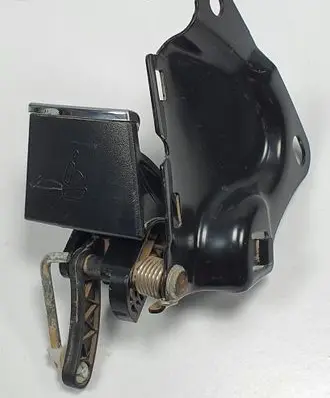Mercedes-Benz E W212 Front passenger seat console base A2129200364