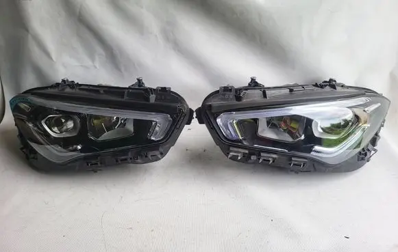 Mercedes-Benz CLA C118 X118 Headlights/headlamps set A1189068300 A1189068400