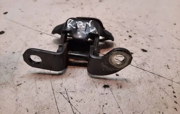 Toyota RAV 4 (XA30) Rear door upper hinge