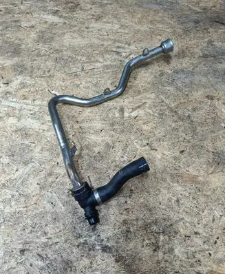 Coolant pipe/hose