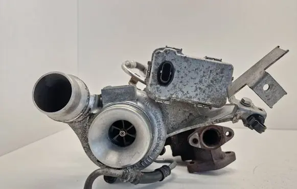 BMW 3 F30 F35 F31 Turbo A2C30724900 184671 14341710AT