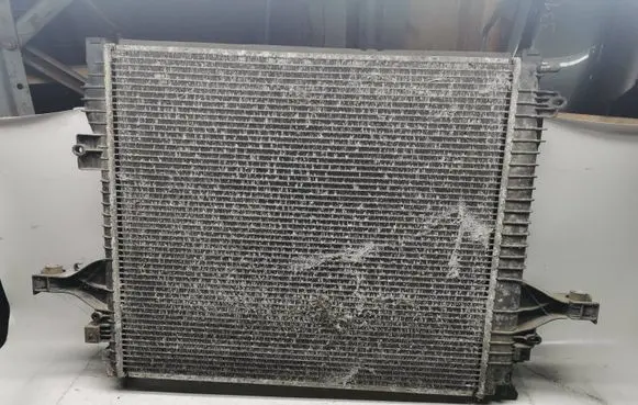 Coolant radiator