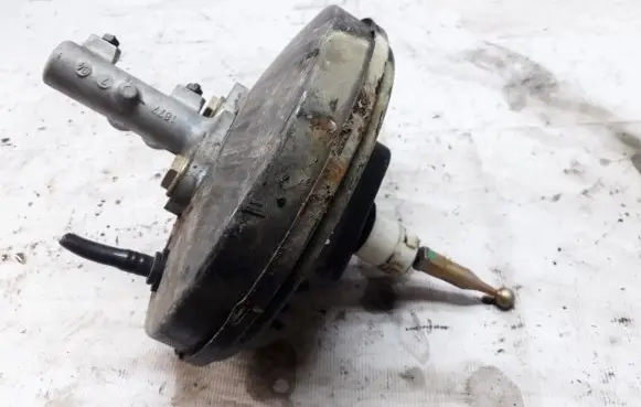 Audi A4 S4 B5 8D Brake booster 8D0612105A