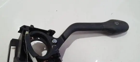 Volkswagen Golf III Wiper control stalk