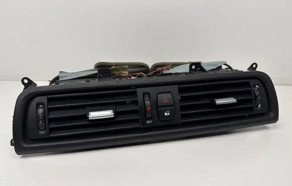 BMW 5 F10 F11 Dash center air vent grill F49209137 0779007