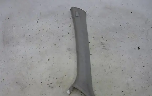 Audi Q5 SQ5 (A) pillar trim KRIS235789