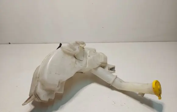 Mazda 3 I Windshield washer fluid reservoir/tank 860142721