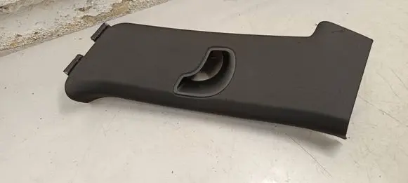 Porsche Cayenne (92A) (B) pillar trim (top) 7p5867242m