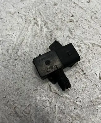 BMW 5 F10 F11 Exhaust gas pressure sensor 7805152