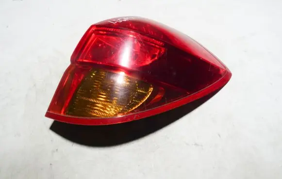 Subaru Legacy Rear/tail lights 22020792