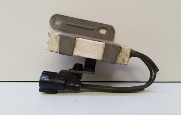 Toyota Yaris Coolant fan relay 2468106110B
