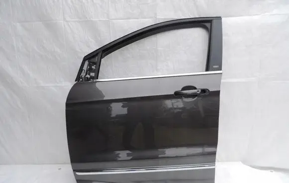 Ford Kuga II Front door 