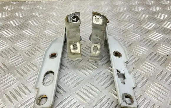 Audi A4 S4 B8 8K Engine bonnet/hood hinges 8K0823302D 8K0823301D