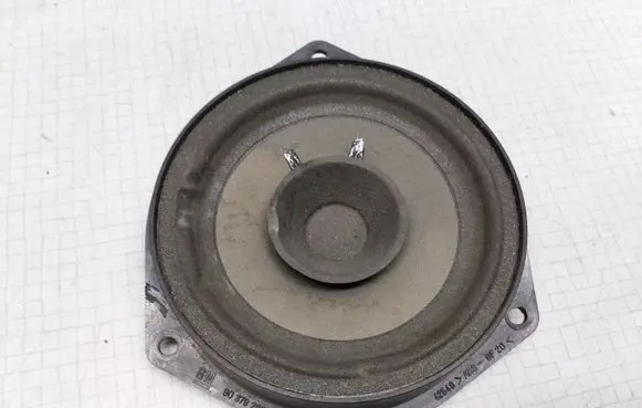 Opel Astra G Subwoofer speaker 090379280