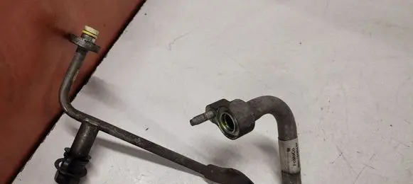 Volvo S40 Air conditioning (A/C) pipe/hose 001940 ST3570