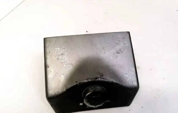 Subaru B9 Tribeca Climate control unit 134156