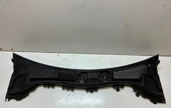 Mercedes-Benz B W247 Wiper trim A2478302800