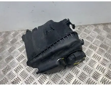BMW 7 G11 G12 Coolant expansion tank/reservoir 8689765