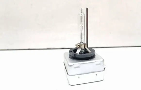 BMW 3 E92 E93 Xenon bulb D1S
