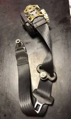 Fiat Stilo Rear seatbelt e13040613