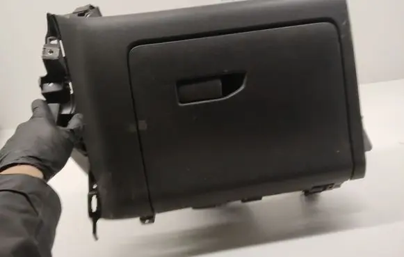Citroen Berlingo Glove box 00230056