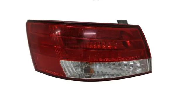 Hyundai Sonata Rear/tail lights 924013K0