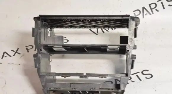 Porsche 911 996 Center console 99655211502 99655209205 99655209102