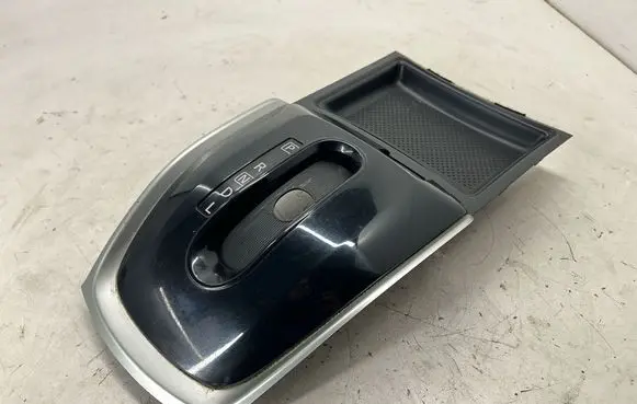 Nissan Rogue Gear shifter surround trim plastic 969414BA0A 969P14BA1A 969444BA0A