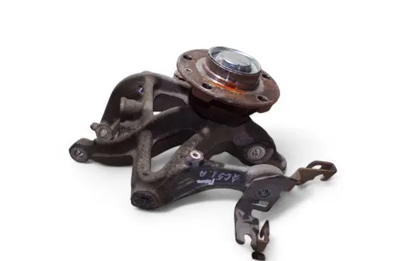 Rear wheel hub spindle/knuckle