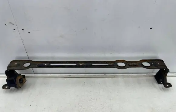 Ford Focus Bottom radiator support slam panel 98ab-8a297-ah