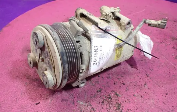 Ford C-MAX I Air conditioning (A/C) compressor (pump) 4M5H-19D629-AE
